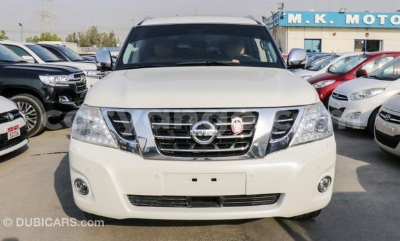 Acheter Import Voiture Nissan Patrol Blanc à Import - Dubai, Namibie Acheter Import Voiture Nissan Patrol Blanc à Import - Dubai, Namibie