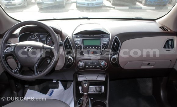 Buy Import Hyundai Tucson Beige Car in Import - Dubai in Namibia Buy Import Hyundai Tucson Beige Car in Import - Dubai in Namibia