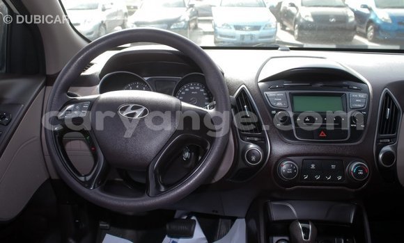 Buy Import Hyundai Tucson Beige Car in Import - Dubai in Namibia Buy Import Hyundai Tucson Beige Car in Import - Dubai in Namibia