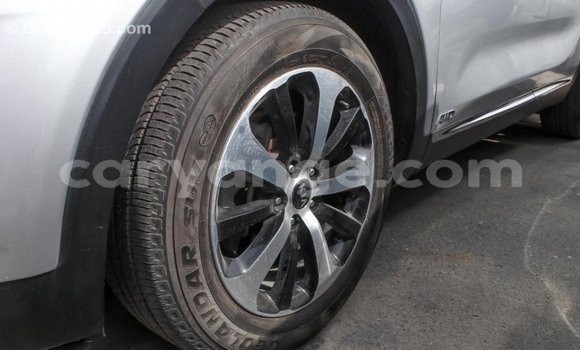 Acheter Import Voiture Kia Sorento Autre à Import - Dubai, Namibie Acheter Import Voiture Kia Sorento Autre à Import - Dubai, Namibie
