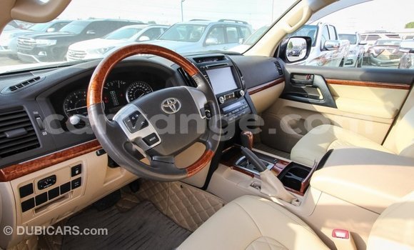 Buy Import Toyota Land Cruiser White Car in Import - Dubai in Namibia Buy Import Toyota Land Cruiser White Car in Import - Dubai in Namibia