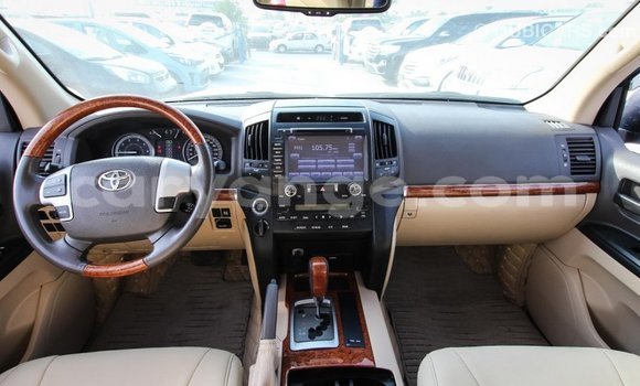 Buy Import Toyota Land Cruiser White Car in Import - Dubai in Namibia Buy Import Toyota Land Cruiser White Car in Import - Dubai in Namibia
