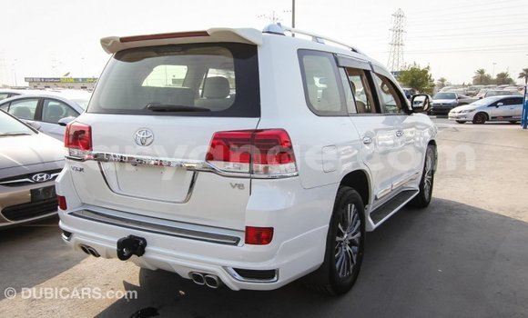 Buy Import Toyota Land Cruiser White Car in Import - Dubai in Namibia Buy Import Toyota Land Cruiser White Car in Import - Dubai in Namibia
