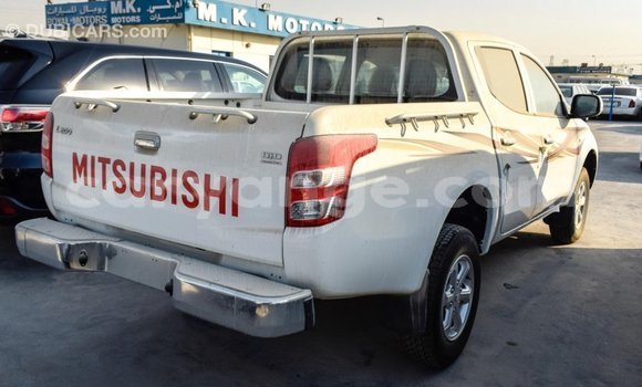 Buy Import Mitsubishi L200 White Car in Import - Dubai in Namibia Buy Import Mitsubishi L200 White Car in Import - Dubai in Namibia