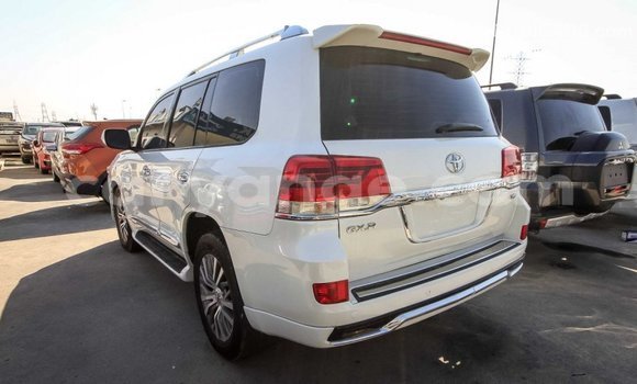 Buy Import Toyota Land Cruiser White Car in Import - Dubai in Namibia Buy Import Toyota Land Cruiser White Car in Import - Dubai in Namibia