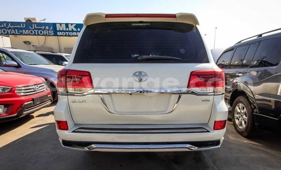 Buy Import Toyota Land Cruiser White Car in Import - Dubai in Namibia Buy Import Toyota Land Cruiser White Car in Import - Dubai in Namibia