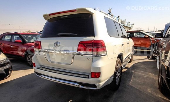 Buy Import Toyota Land Cruiser White Car in Import - Dubai in Namibia Buy Import Toyota Land Cruiser White Car in Import - Dubai in Namibia