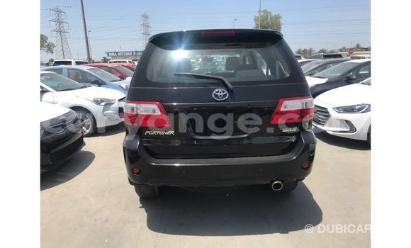 Acheter Import Voiture Toyota Fortuner Noir à Import - Dubai, Namibie Acheter Import Voiture Toyota Fortuner Noir à Import - Dubai, Namibie
