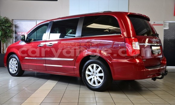 Acheter Occasion Voiture Hyundai Santa Fe Rouge à Karasburg, Karas Acheter Occasion Voiture Hyundai Santa Fe Rouge à Karasburg, Karas