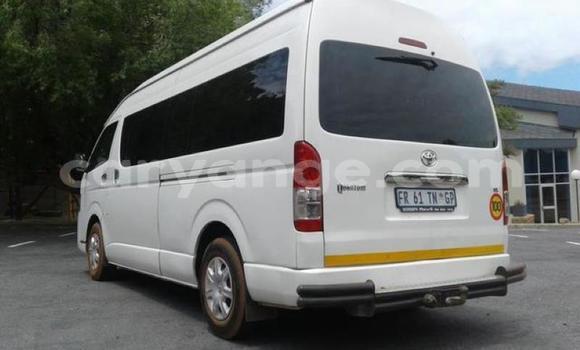 Buy Used Toyota Hi Ace White Car in Katima Mulilo in Caprivi Buy Used Toyota Hi Ace White Car in Katima Mulilo in Caprivi