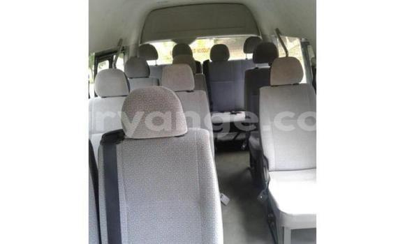 Buy Used Toyota Hi Ace White Car in Katima Mulilo in Caprivi Buy Used Toyota Hi Ace White Car in Katima Mulilo in Caprivi