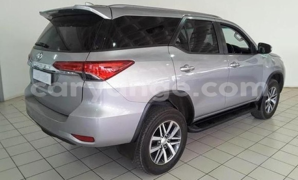 Buy Used Toyota Fortuner Silver Car in Windhoek in Namibia Buy Used Toyota Fortuner Silver Car in Windhoek in Namibia