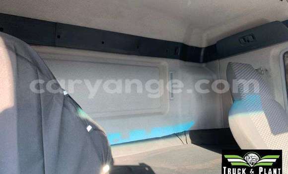 Buy Used Man M2000 Red Truck in Windhoek in Namibia Buy Used Man M2000 Red Truck in Windhoek in Namibia