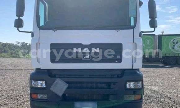 Buy Used Man M2000 White Truck in Windhoek in Namibia
