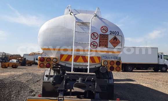 Buy Used Man M2000 White Truck in Windhoek in Namibia Buy Used Man M2000 White Truck in Windhoek in Namibia