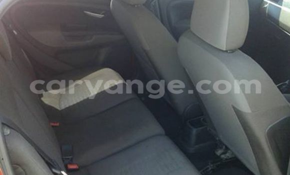 Acheter Occasion Voiture Fiat Punto Rouge à Windhoek, Namibie Acheter Occasion Voiture Fiat Punto Rouge à Windhoek, Namibie