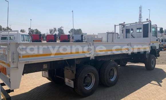 Buy Used Man M2000 White Truck in Windhoek in Namibia Buy Used Man M2000 White Truck in Windhoek in Namibia