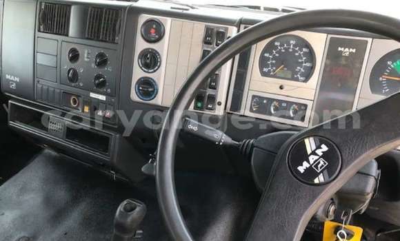 Buy Used Man M2000 White Truck in Windhoek in Namibia Buy Used Man M2000 White Truck in Windhoek in Namibia
