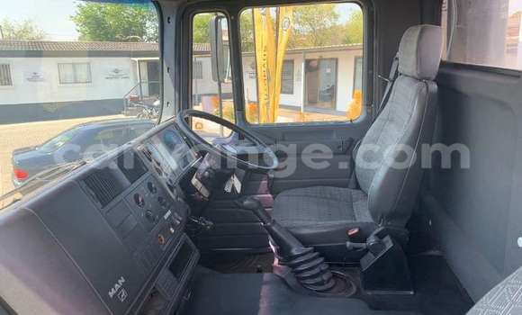 Buy Used Man M2000 White Truck in Windhoek in Namibia Buy Used Man M2000 White Truck in Windhoek in Namibia