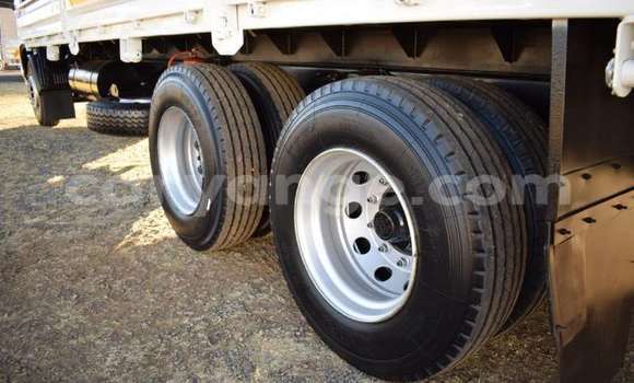 Buy Used Hino 300 Series White Truck in Windhoek in Namibia Buy Used Hino 300 Series White Truck in Windhoek in Namibia