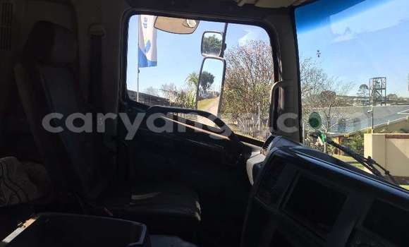 Buy Used Hino 300 Series White Truck in Windhoek in Namibia Buy Used Hino 300 Series White Truck in Windhoek in Namibia