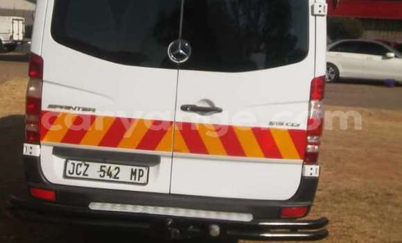 Acheter Occasion Voiture Mercedes Viano Blanc à Windhoek, Namibie Acheter Occasion Voiture Mercedes Viano Blanc à Windhoek, Namibie