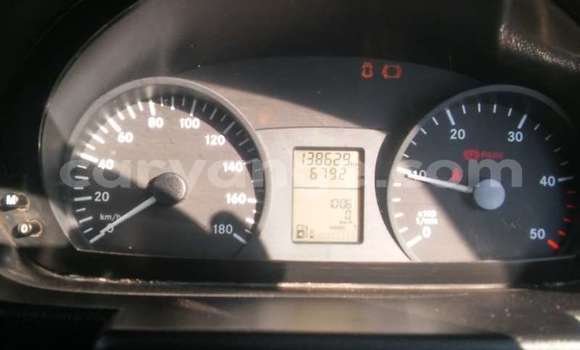 Acheter Occasion Voiture Mercedes Viano Blanc à Windhoek, Namibie Acheter Occasion Voiture Mercedes Viano Blanc à Windhoek, Namibie