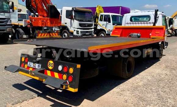 Buy Used Nissan UD White Truck in Windhoek in Namibia Buy Used Nissan UD White Truck in Windhoek in Namibia