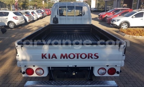 Buy Used Kia K3 White Car in Gobabis in Omaheke Buy Used Kia K3 White Car in Gobabis in Omaheke