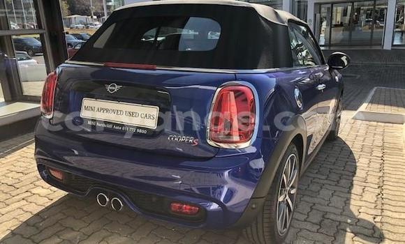 Buy Used Mini Cooper Blue Car in Gobabis in Omaheke