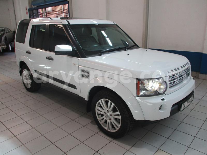 Big with watermark land rover discovery namibia windhoek 9039