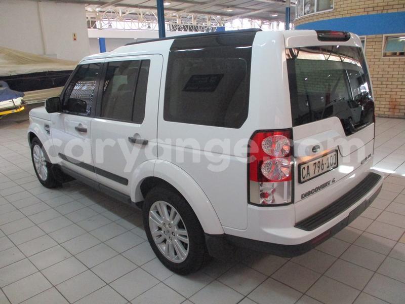 Big with watermark land rover discovery namibia windhoek 9039