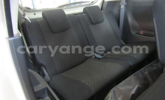 Buy Used Toyota Avanza Silver Car in Karasburg in Karas Buy Used Toyota Avanza Silver Car in Karasburg in Karas