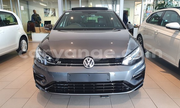 Buy Used Volkswagen Golf Silver Car in Gobabis in Omaheke Buy Used Volkswagen Golf Silver Car in Gobabis in Omaheke