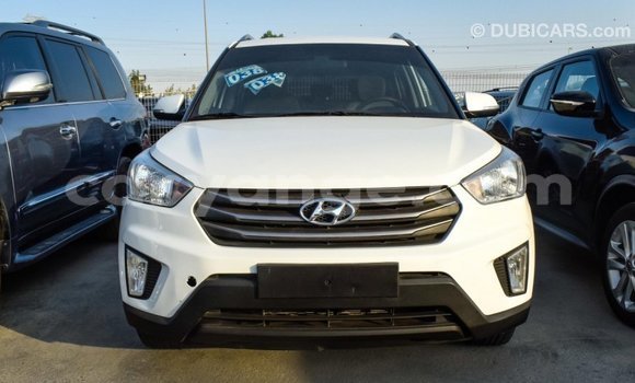Acheter Import Voiture Hyundai Creta Blanc à Import - Dubai, Namibie Acheter Import Voiture Hyundai Creta Blanc à Import - Dubai, Namibie