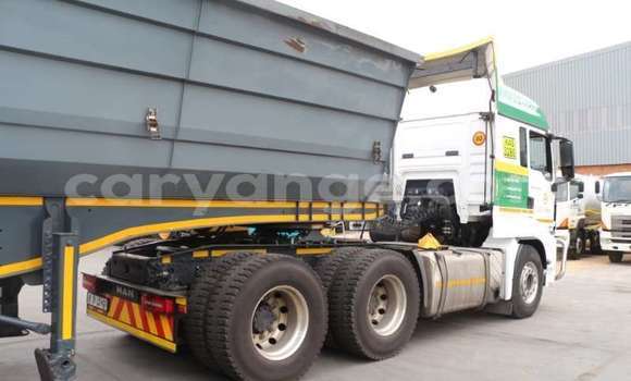 Buy Used Man M2000 Green Truck in Windhoek in Namibia Buy Used Man M2000 Green Truck in Windhoek in Namibia