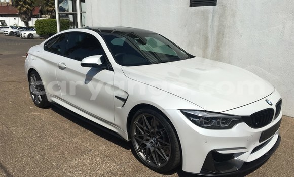 Buy Used BMW M4 White Car in Karasburg in Karas Buy Used BMW M4 White Car in Karasburg in Karas