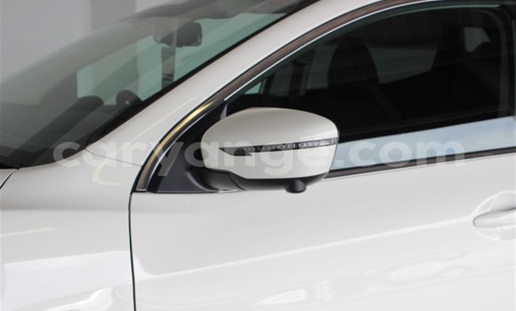 Buy Used Nissan Qashqai White Car in Karasburg in Karas Buy Used Nissan Qashqai White Car in Karasburg in Karas