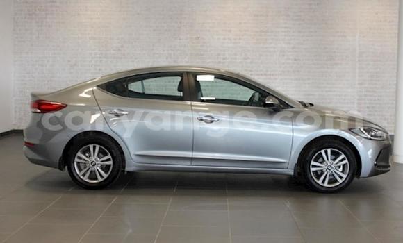 Acheter Occasion Voiture Hyundai Elantra Gris à Windhoek, Namibie Acheter Occasion Voiture Hyundai Elantra Gris à Windhoek, Namibie