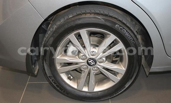 Acheter Occasion Voiture Hyundai Elantra Gris à Windhoek, Namibie Acheter Occasion Voiture Hyundai Elantra Gris à Windhoek, Namibie