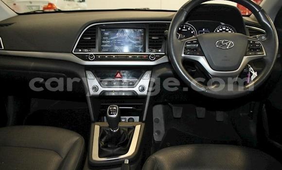 Acheter Occasion Voiture Hyundai Elantra Gris à Windhoek, Namibie Acheter Occasion Voiture Hyundai Elantra Gris à Windhoek, Namibie