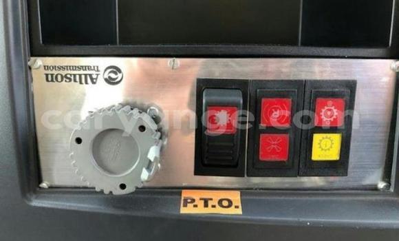 Acheter Occasion Utilitaire Isuzu FTR 850 Blanc à Windhoek, Namibie Acheter Occasion Utilitaire Isuzu FTR 850 Blanc à Windhoek, Namibie