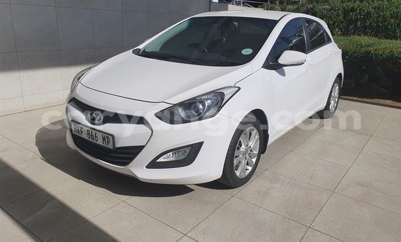 Buy Used Hyundai I30 White Car in Gobabis in Omaheke Buy Used Hyundai I30 White Car in Gobabis in Omaheke