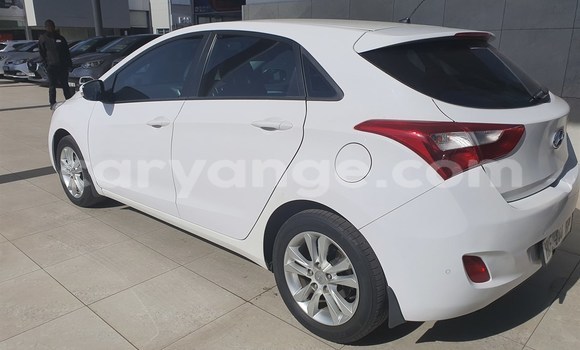 Buy Used Hyundai I30 White Car in Gobabis in Omaheke Buy Used Hyundai I30 White Car in Gobabis in Omaheke