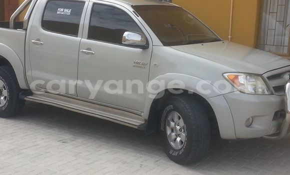 Buy Used Toyota Hilux Silver Car in Windhoek in Namibia Buy Used Toyota Hilux Silver Car in Windhoek in Namibia