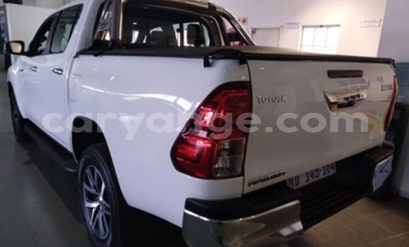 Acheter Occasion Voiture Toyota Hilux Blanc à Khorixas, Kunene Acheter Occasion Voiture Toyota Hilux Blanc à Khorixas, Kunene