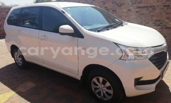 Acheter Occasion Voiture Toyota Avanza Blanc à Grootfontein, Namibie Acheter Occasion Voiture Toyota Avanza Blanc à Grootfontein, Namibie