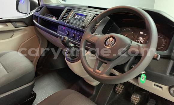 Acheter Occasion Voiture Volkswagen Caravelle Blanc à Maltahohe, Hardap Acheter Occasion Voiture Volkswagen Caravelle Blanc à Maltahohe, Hardap