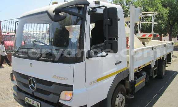 Buy Used Mercedes‒Benz 1317 White Truck in Windhoek in Namibia Buy Used Mercedes‒Benz 1317 White Truck in Windhoek in Namibia