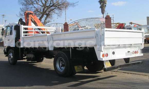 Buy Used Isuzu FTR 850 White Truck in Windhoek in Namibia Buy Used Isuzu FTR 850 White Truck in Windhoek in Namibia